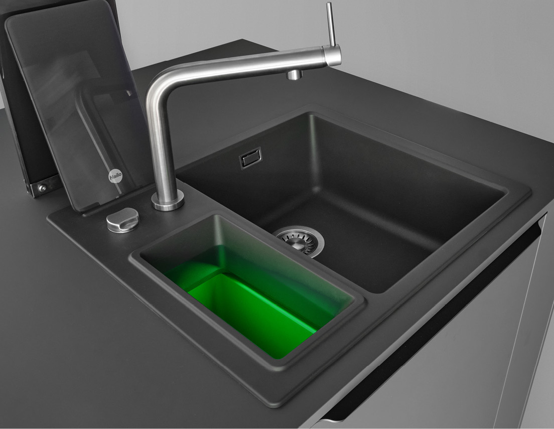 Hailo Küchenordnungssystem – modernes Abfallmanagement mit vierfacher Trennung, Biomülleimer und LED-Beleuchtung.